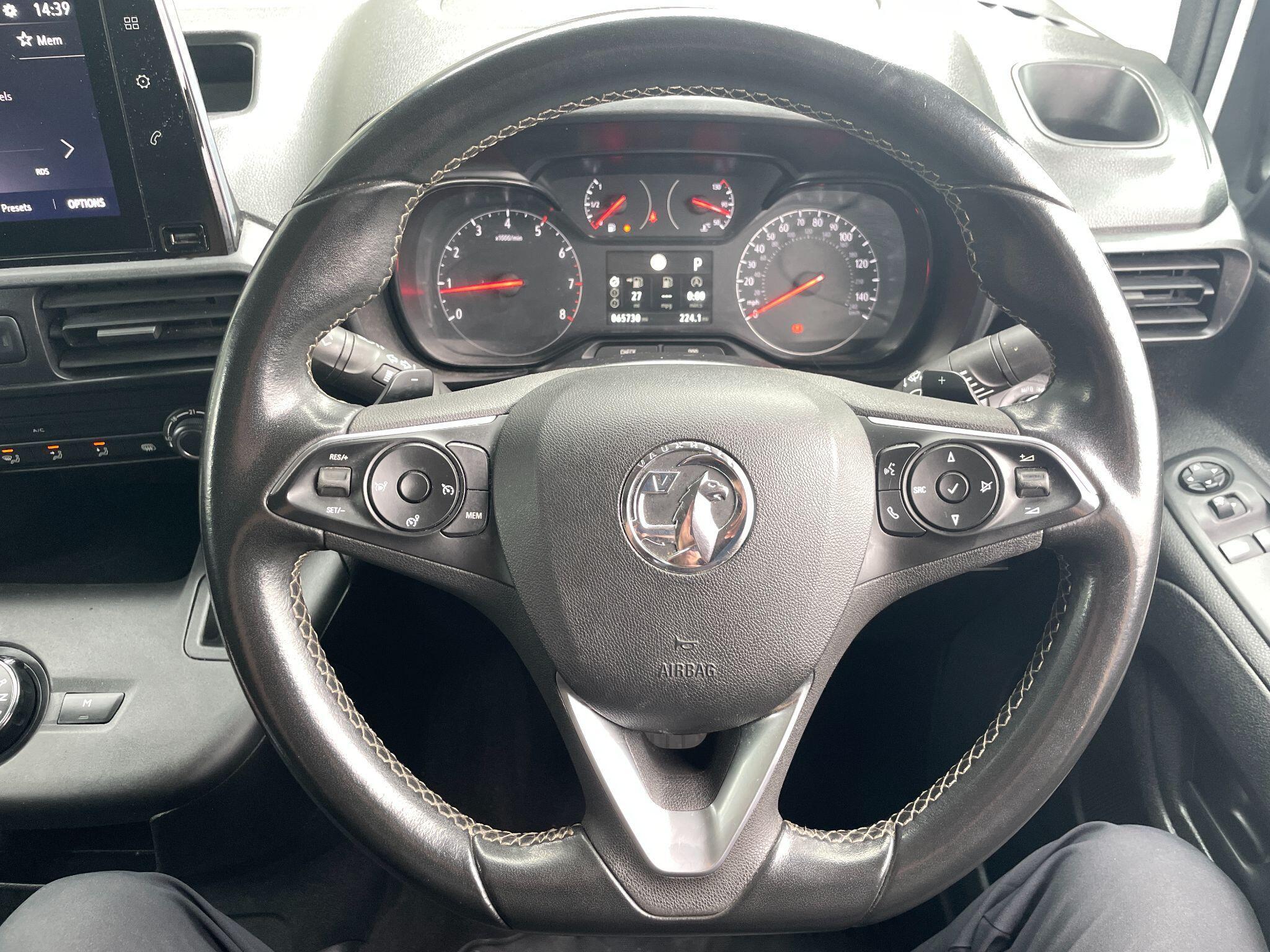 Vauxhall Combo - image 16